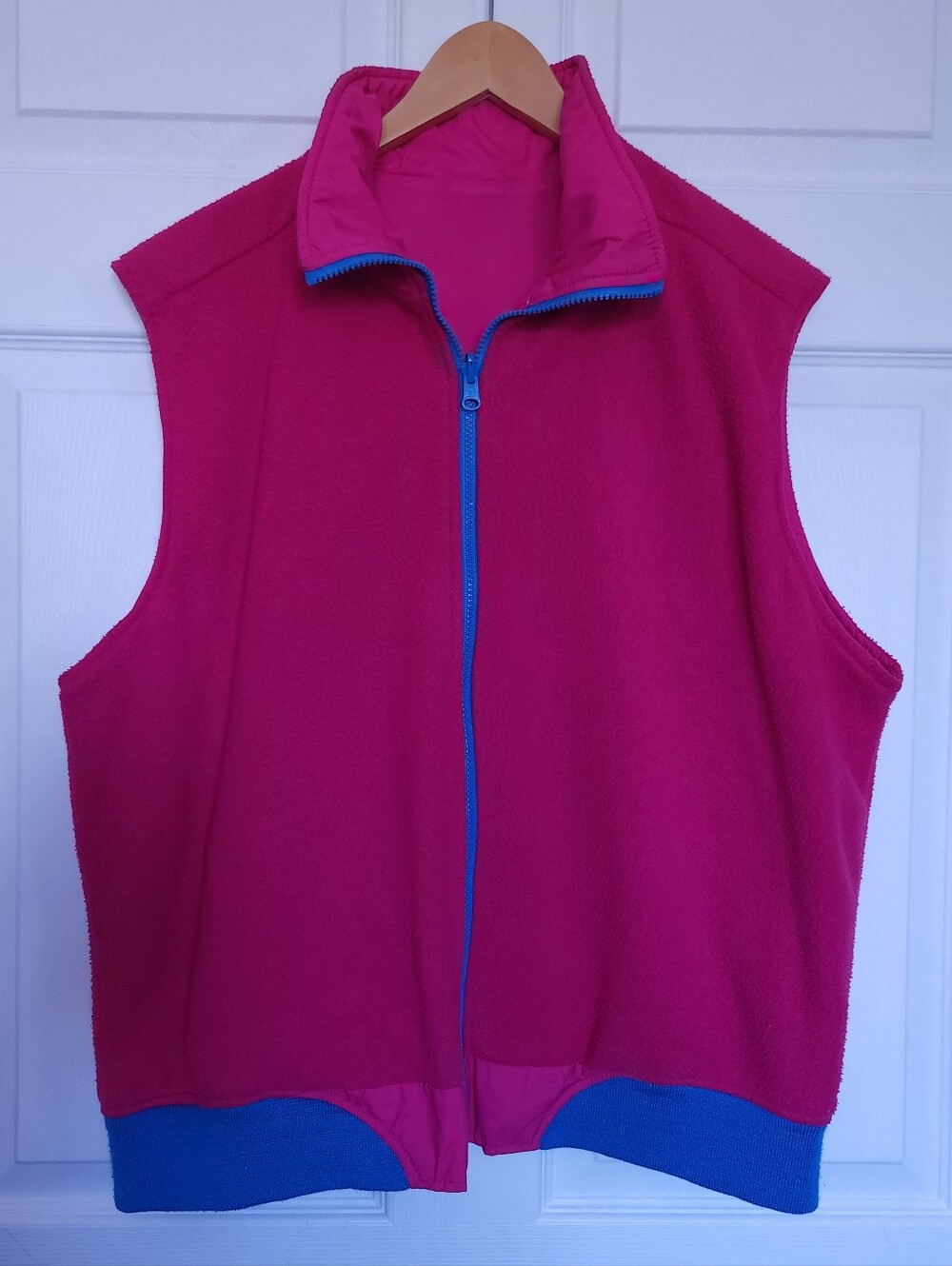 Vintage Woolrich - Fuscia Nylon Reversible Fleece Vest - Size XL